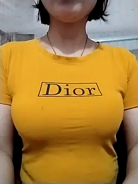 Niramiu online show from November 2025 01:44:01 AM