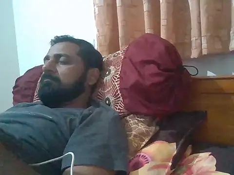 Snapshot of RubyEntity chatting on November 2025 07:24:02 PM RubyEntity online show from November 2025 07:24:02 PM