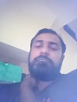 Snapshot of RubyEntity chatting on December 2025 12:36:02 PM RubyEntity online show from December 2025 12:36:02 PM