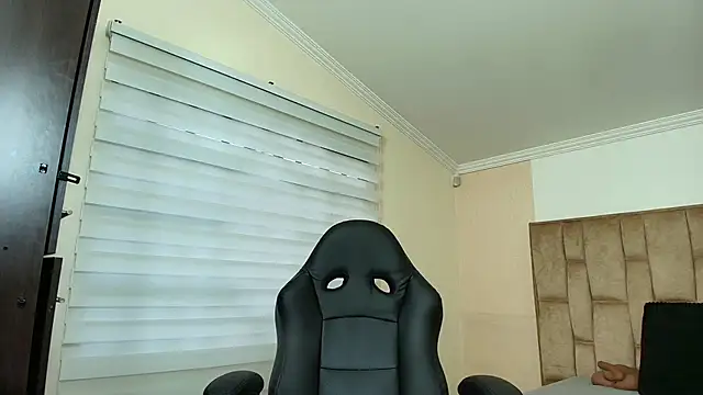 BeatrizSchmidt online show from November 2025 10:58:01 AM