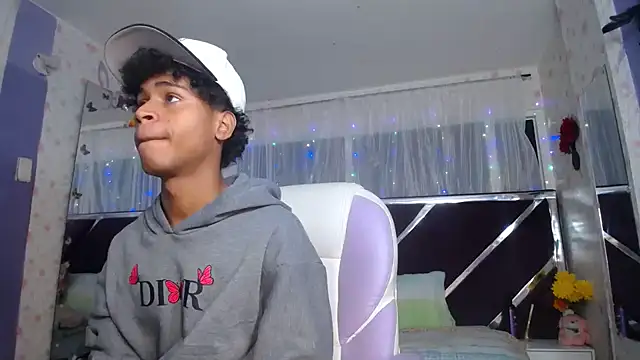 Santy bigcock 01 online show from April 2026 12:07:01 PM
