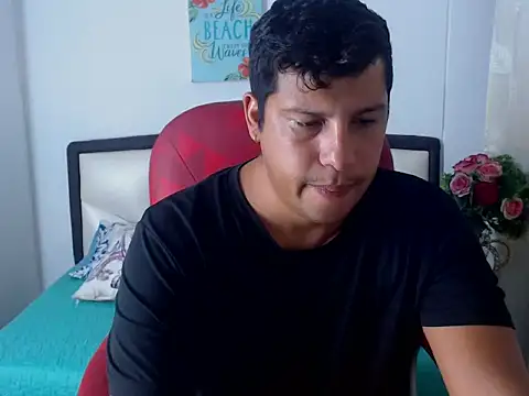 Justin Berry  online show from November 2025 01:28:01 AM