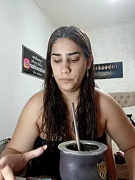 nahiarabiel33 online show from February 2026 04:22:02 PM