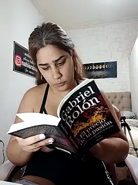 nahiarabiel33 online show from March 2026 05:56:01 PM