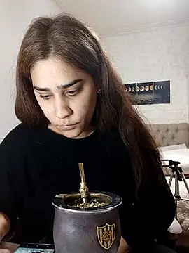 nahiarabiel33 online show from June 2026 04:57:02 PM