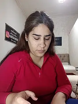 nahiarabiel33 online show from June 2026 06:44:01 PM
