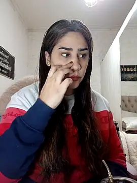 nahiarabiel33 online show from June 2026 05:40:02 PM