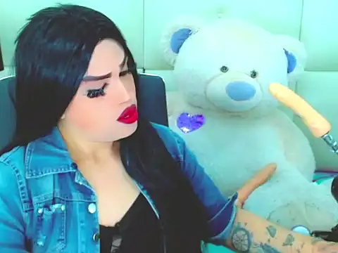 NharaBigCock online show from April 2026 07:37:01 PM