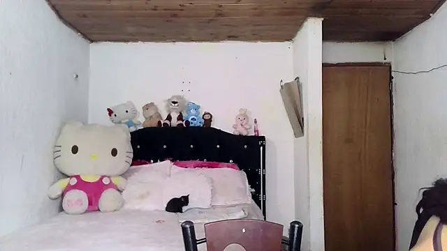 lyam ebony  online show from April 2026 09:02:01 PM