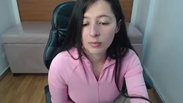 scarlett percy t online show from January 2026 07:28:02 PM