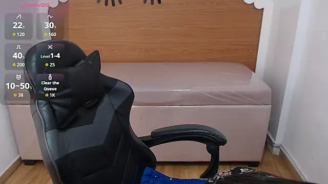 scarlett percy t online show from March 2026 07:42:02 PM