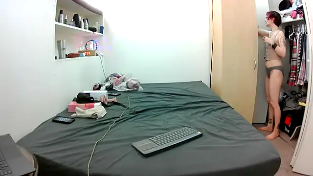 Snapshot of Empress_Lilith chatting on January 2026 06:33:01 PM Empress Lilith online show from January 2026 06:33:01 PM