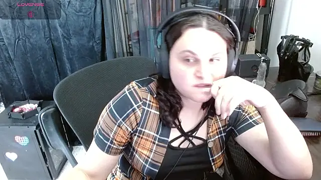 Snapshot of Salacious_Sage chatting on February 2026 10:00:02 PM Salacious Sage online show from February 2026 10:00:02 PM