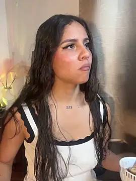 alisaa jhons1 online show from May 2026 11:54:01 PM