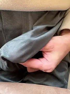 Snapshot of houkeiboy78 chatting on February 2026 10:33:01 PM houkeiboy78 online show from February 2026 10:33:01 PM