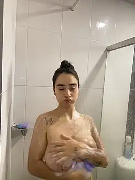 sara2123 online show from November 2025 04:41:01 PM