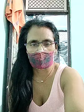 sanjana077 online show from February 2026 01:37:02 PM