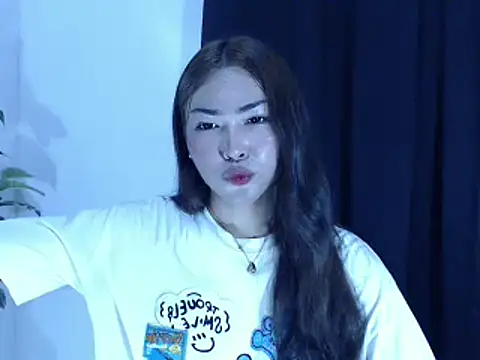 HarlsObsession online show from November 2025 08:13:01 AM