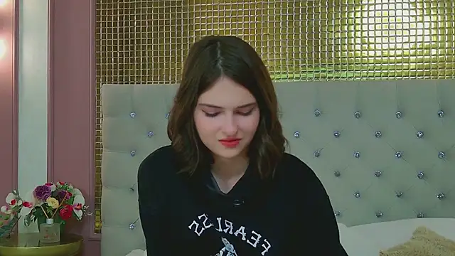 Ruby de Cherry online show from November 2025 06:00:02 AM