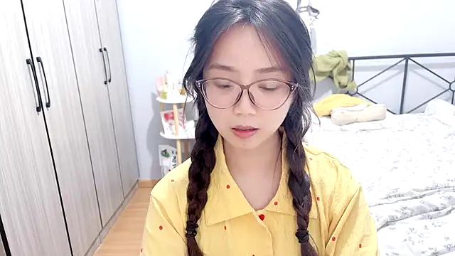 Hmm 0303 online show from May 2026 04:48:02 PM