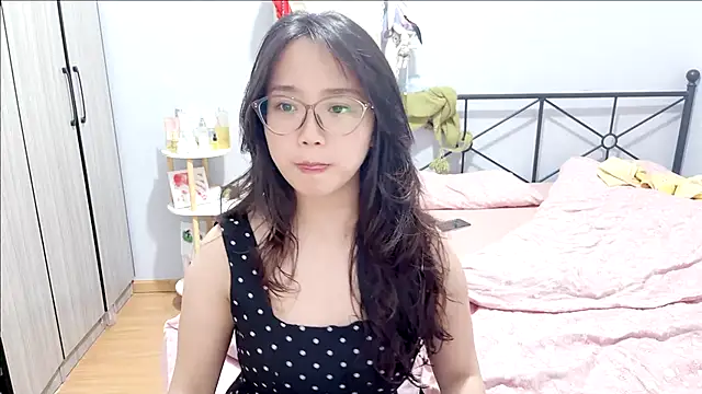 Hmm 0303 online show from May 2026 04:45:01 PM