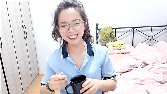 Hmm 0303 online show from May 2026 04:56:01 PM