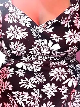 Rihasna online show from November 2025 12:28:01 PM