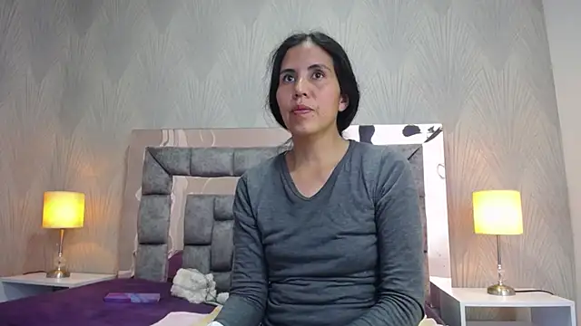 GiselaZivic online show from July 2026 06:54:02 PM