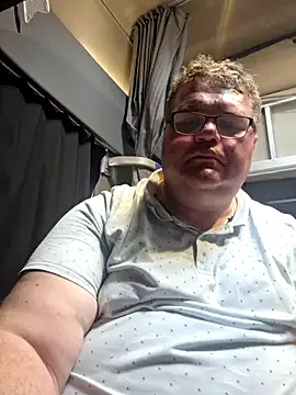 Grase44 online show from December 2025 12:25:01 PM