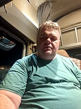 Grase44 online show from December 2025 06:37:02 PM