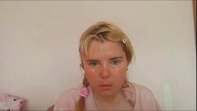HornyElena online show from June 2026 08:17:01 AM