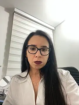 Vicky ro online show from November 2025 12:11:01 AM