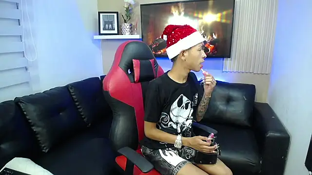 Tessachains 2  online show from December 2025 03:57:01 AM