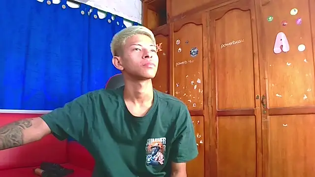 Tessachains 2  online show from February 2026 04:38:01 PM