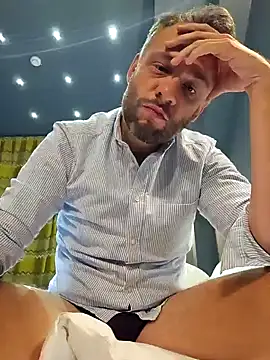 zarrraz online show from November 2025 12:00:01 AM