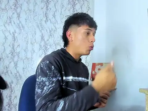 Valentino Lane online show from February 2026 03:35:01 AM