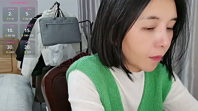 Snapshot of Wanwan61 chatting on November 2025 12:55:01 PM Wanwan61 online show from November 2025 12:55:01 PM