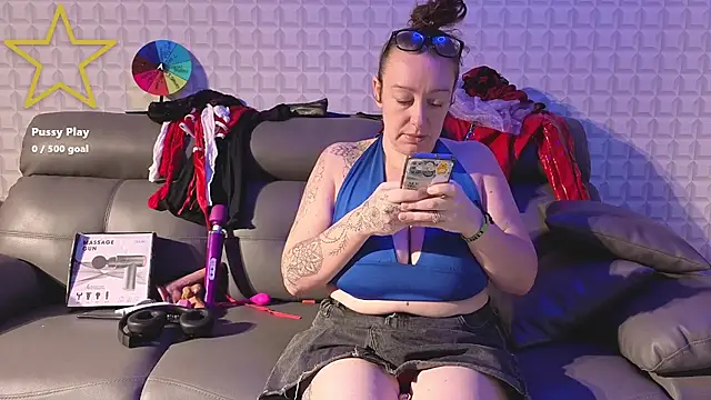 Snapshot of JadeStarUK chatting on February 2026 01:48:01 AM JadeStarUK online show from February 2026 01:48:01 AM