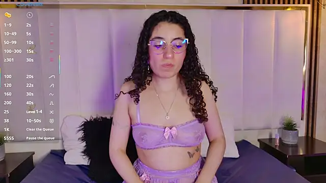 DemiJones  online show from November 2025 04:22:02 AM