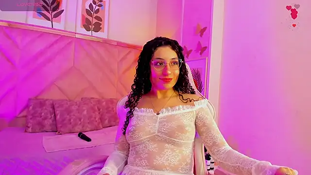 DemiJones  online show from February 2026 03:57:01 AM