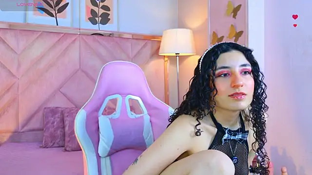 DemiJones  online show from May 2026 04:28:01 AM