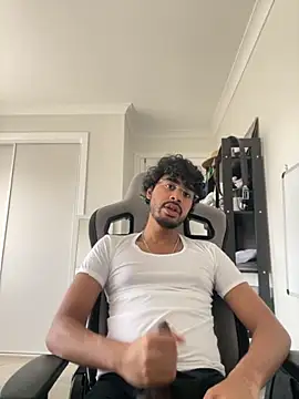 jayluvsu69 online show from November 2025 02:00:01 AM