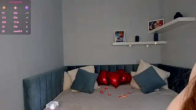 Snapshot of moon_sanny chatting on February 2026 01:35:02 AM moon sanny online show from February 2026 01:35:02 AM