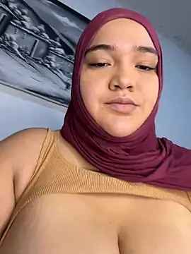 sweetmuslim01 online show from March 2025 05:36:02 PM