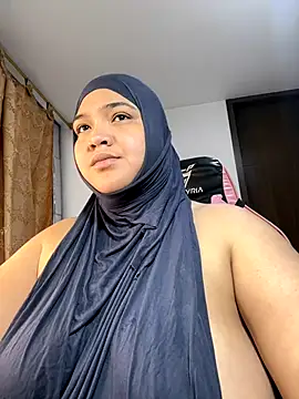 sweetmuslim01 online show from September 2025 10:54:01 PM