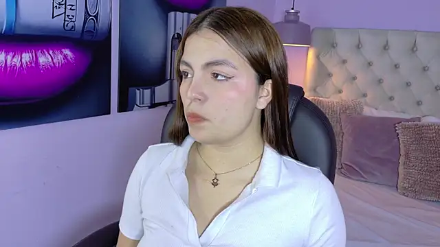 GabyQueens online show from February 2026 02:21:01 AM