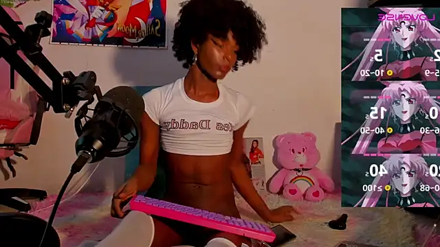 Snapshot of Goddess__Effy chatting on November 2025 06:38:02 AM Goddess Effy online show from November 2025 06:38:02 AM