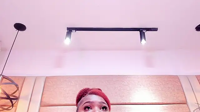 BrendaFernandez  online show from February 2026 01:54:01 PM