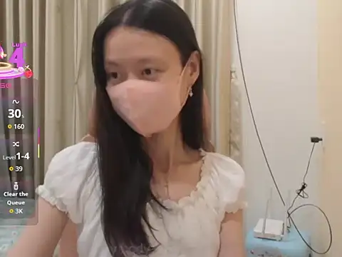 Snapshot of Lil-Cherries chatting on December 2025 02:48:01 PM Lil-Cherries online show from December 2025 02:48:01 PM