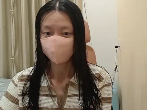 Snapshot of Lil-Cherries chatting on January 2026 03:25:01 PM Lil-Cherries online show from January 2026 03:25:01 PM